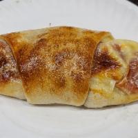 Pepperoni Roll · Pepperoni with Ricotta, Romano, Mozzarella cheeses.