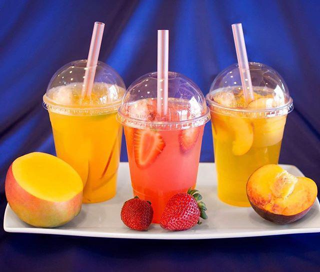 Fruit Green Tea · Choose your own fruits: Mango, peach, strawberry, or passion fruit.