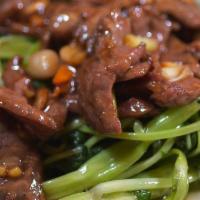 101. Beef with Chinese Vegetable on Rice Lunch Special · 