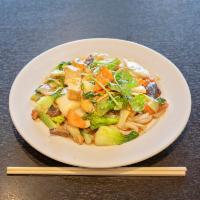 96. Stir Fried Vegetarian Tofu, Mushroom, With White, Or Yellow Noodle · Hủ TiếU Xào Nem Chay