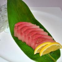 Hamachi Sashimi(7pcs) · Sliced raw yellowtail 