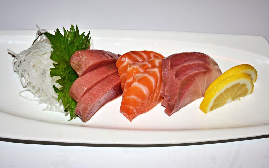 Mixed Sashimi(9pcs) · Sliced raw tuna, salmon and yellowtail 