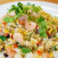 Seafood Fried Rice with Garlic · 