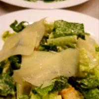 Classic Cesare  · Classic Romain lettuce, croutons, caesar dressing