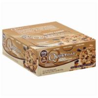 Quest Protein Bar Oatmeal Chocolate Chip 2.12oz · This craveable oatmeal cookie flavor packs chunks of chocolate flavor, cinnamon and gluten f...