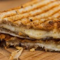 Truffle Grilled Cheese · Provolone Piccante d.o.p, Aged Cheddar, Black Truffle Spread