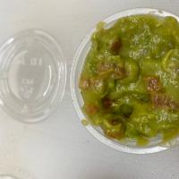 Guacamole · Homemade guacamole , avacodo , tomatoes, cilantro, onions, jalapeno
1,5 oz container