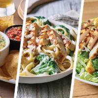 Classic Broccoli Chicken Alfredo Family Bundle - Serves 6 · Includes: 
  - Spinach & Artichoke Dip
  - Grilled Chicken Caesar Salad
  - Classic Brocc...