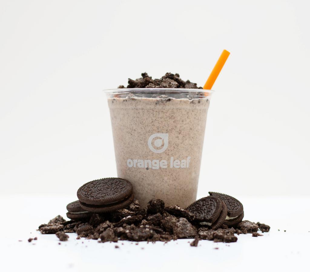Cookies & Cream Shake · Just like dunking your cookie in cold milk. A delicious blend of our Cookies n' Cream froyo blended with Oreo®.