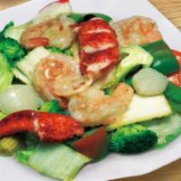 A2. Seafood Delight · Lobster, jumbo shrimp, scallops with vegetables.