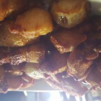 Chicharrones de Puerco · Fresh pork rinds.