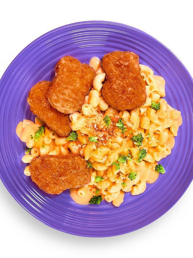 Yumble Mac N Cheese & Nuggets Please (8 oz) · Kids organic gluten-free chicken nuggets paired with gluten-free elbows in a hidden veggie cheese sauce.