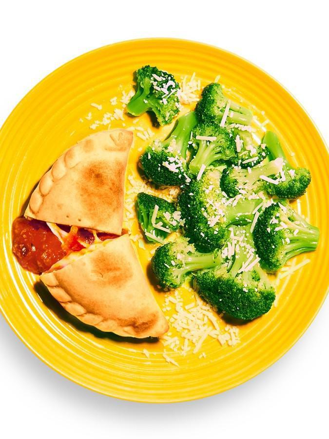Yumble Pizza Pocket & Broccoli Parm (4.25 oz) · Kids cheese and marinara empanada paired with parmesan-topped broccoli.