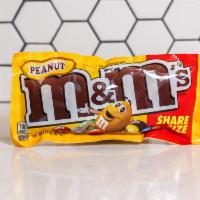 M&M Peanut · King size.