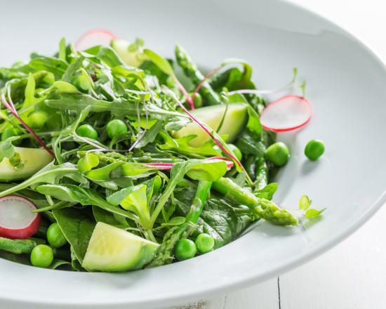 Fresh Spinach Salad · Fresh salad made with fresh spinach with bacon bits, mushrooms, red onions and sliced hard boiled egg.