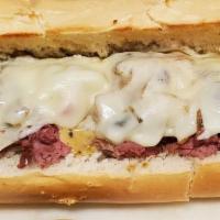 Patriot Cheesesteak Hot Signature Creation · Deluxe roast beef, provolone cheese, sauteed peppers, and onion, and Boar's Head Pepperhouse...