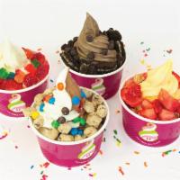 Family Pack · 4 6 oz. Small Frozen Yogurt Cups + 8 Toppings