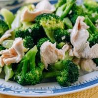 D10. Steamed Chicken with Broccoli · Steamed without oil, cornstarch, salt, M.S.G. Served with choice of sauce on the side.