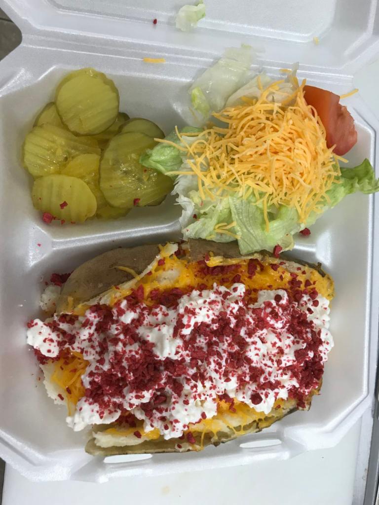 #2. Dieter's Delight · Margarine, cottage cheese, lettuce, tomatoes, bacon bites, cheddar cheese and choice of dressing.