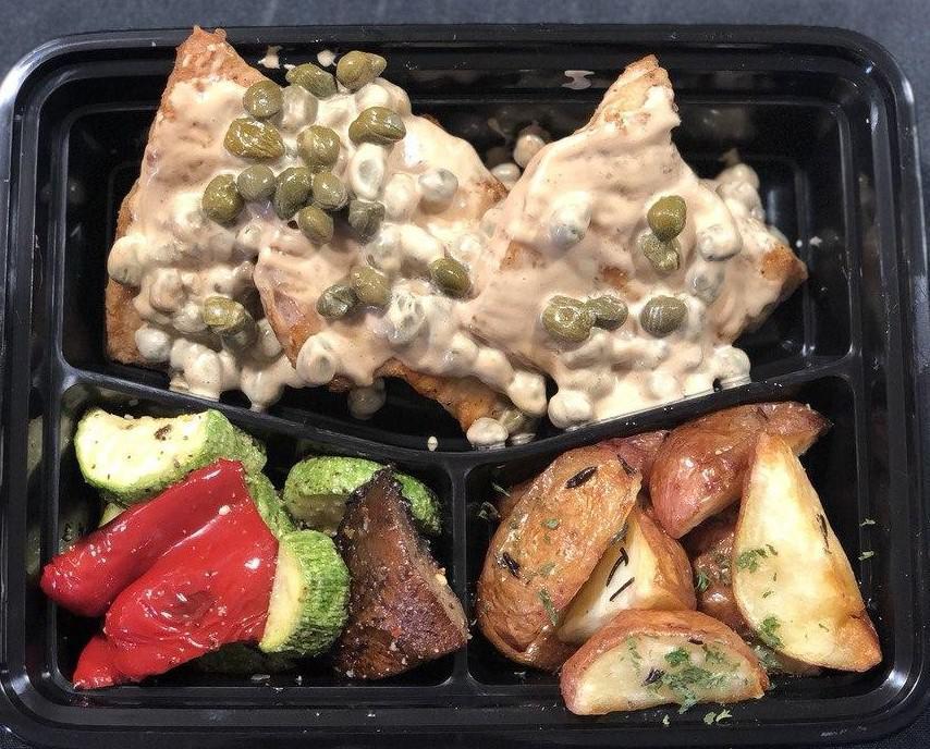 Italian Hot Box · Each box includes your choice of entree, served with grilled veggies and broccoli salad.