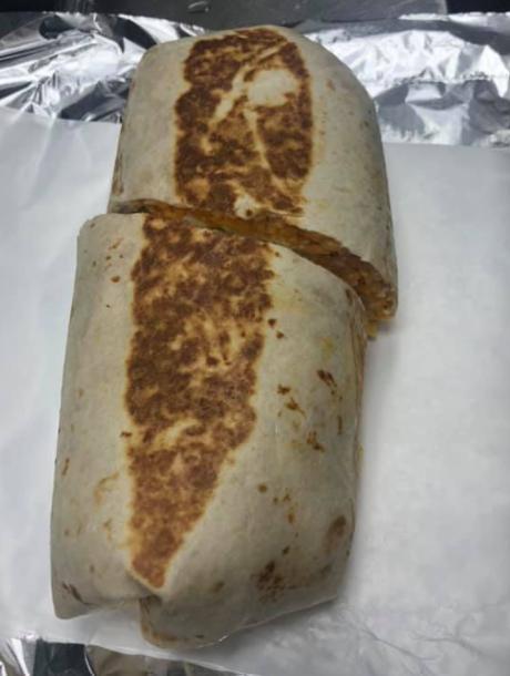 Barbacoa Burrito  · Burrito de barbacoa.
