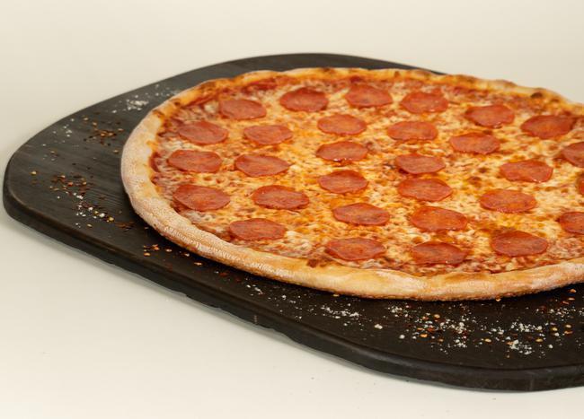 NY Style Hand Stretched Thin Crust Pepperoni Pizza (12