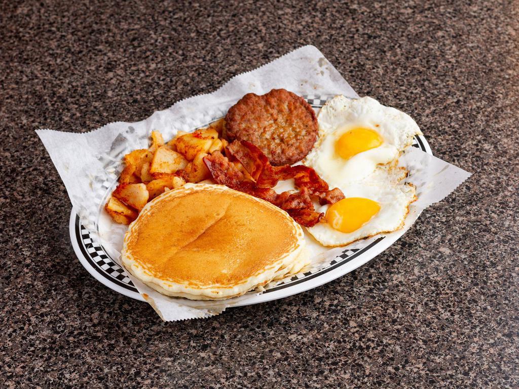Silvermoon Big Breakfast · 2 eggs, meat, home fries, pancake and toast.