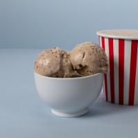 Sunny Day Cookies N’ Cream Ice Cream (Pint) · Every bite features fresh chocolate cookie chunks mixed with creamy vanilla ice cream.