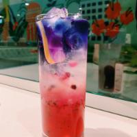 Moon 24oz · Mixed berries, fresh lemon juice, and butterfly pea tea 