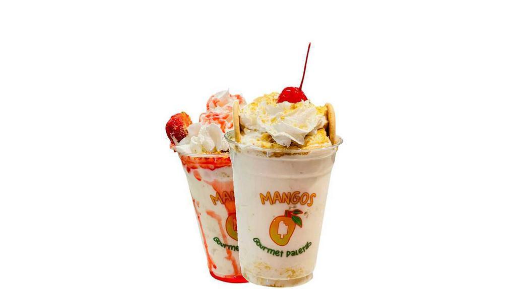 Cheesecake Lovers · Cheese cake ice cream topped with graham crackers, caramel, whip cream and galleta Maria. Strawberry cheesecake lovers - cheesecake ice cream topped with strawberry pieces, graham crackers, whip cream.