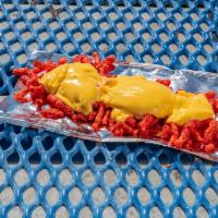 Hot Cheetos con Queso · Hot Cheetos with nacho cheese