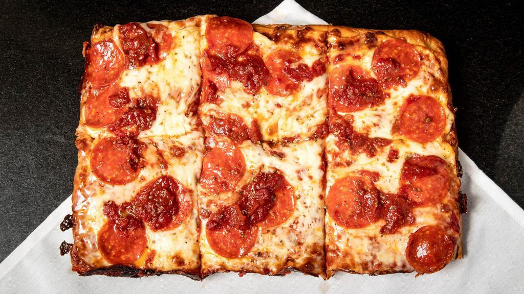 Square Tray Pizza · 6 pieces.