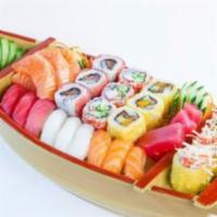 Treasure for 4 · California roll, bagel roll, futomaki roll, 15 pieces of sushi, and 20 pieces of sashimi.