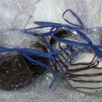 Large Bag of Chocolate Dipped Oreos · 3 Oreos per bag dipped in either milk or white chocolate! *temporarily out of white chocolat...