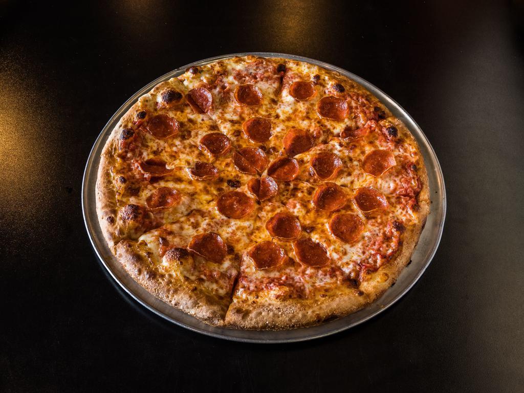 Geno's Giant Slice · Dinner · Italian · Lunch · Pizza · Salads · Sandwiches