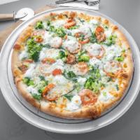 White Spinach and Broccoli Gourmet Pizza · Served with olive oil, garlic, mozzarella, ricotta and tomatoes.

