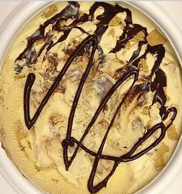 Mississippi Mudpie Ice Cream · Coffee ice cream with dark chocolate cookies and a chocolate swirl.