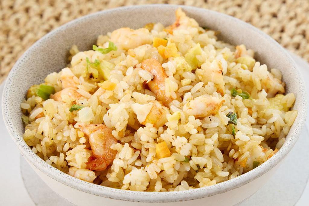  HK Shrimp Fried Rice (2 Serving)  ·  Grilled shrimp, rice, egg and chopped vegetables.
