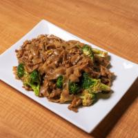N2. Pad Se-Ew Lunch  · Sauteed rice noodles with broccoli and eggs.