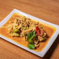 C3. Gang Gai Basil Dinner  · Bamboo shoots, green peppers, and mushrooms in red curry sauce.