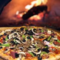 Pizza Deluxe Pizza · Salami, pepperoni, sausage, onion, green peppers, black olives, mushrooms, mozzarella, and r...