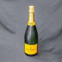 Veuve Clicquot Brut Yellow Label · 750 ml. Champagne, 12.0% ABV. Must be 21 to purchase.
