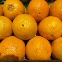 FRESH SUNKIST  NAVEL ORANGE SINGLE A-GRADE QUALITY  · VERY SWEET AND JUICY TO EAT 