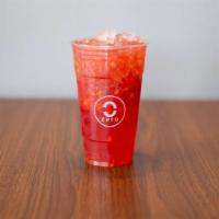 Strawberry Bliss · Strawberry peach green tea with fresh fruit and chia seeds.
Size : 20OZ