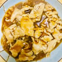 E. Lar Nard · Stir-fried broad rice noodle in soy sauce, topped with brown bean oyster gravy with choice o...