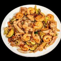 Hibachi Shrimp & Chicken · Grill shrimp, chicken and vegetable on the teppan with hibachi sauce