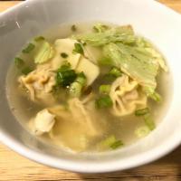 Pork Wonton Soup 馄炖汤 · Pork wonton and veggie in chicken broth soup. 6 pieces wonton.