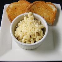 Kid's Alfredo Penne Pasta · Choice of Alfredo and sprinkled with Parmesan cheese. Served with garlic bread.
