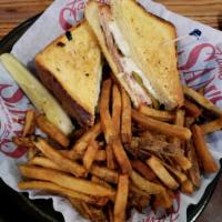 Turkey Melt Samwich · Turkey breast, roasted green chilies and pepper jack cheese melted on your choice of bread. ...