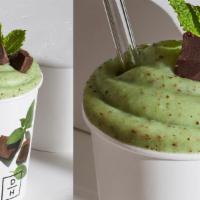 Daily Harvest Mint + Cacao Smoothie (8 Oz) · This Smoothie tastes like mint chip ice cream, and the cacao nibs and chlorella protect your...